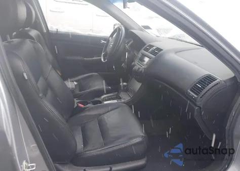 2007 Honda Accord 2.4 Ex from USA, damaged, VIN 1HGCM56857A177533